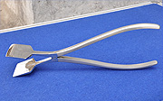 Orthopedic Instruments (Retractor)